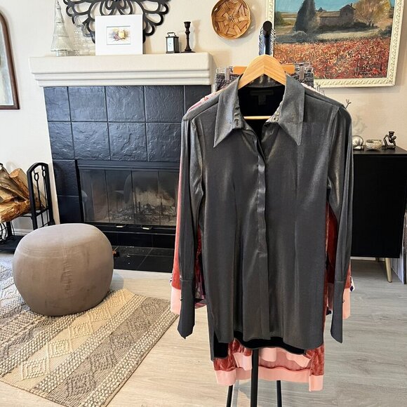 Pamela Dennis Top Womens Size Small Silver Long Sleeve Skull Button on Sleeves - Picture 15 of 15